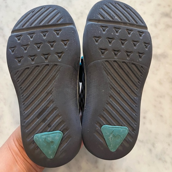 Plae Shoes-Play Condition - Picture 3 of 8